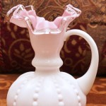 フェントン製 ピンク ミルクガラス 花瓶